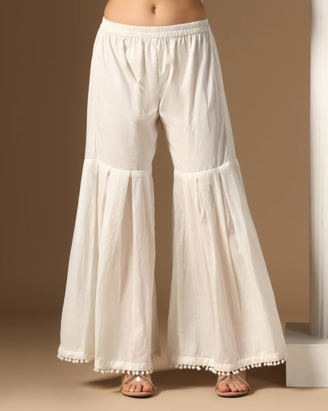 Lacetrace Off-White Ensemble