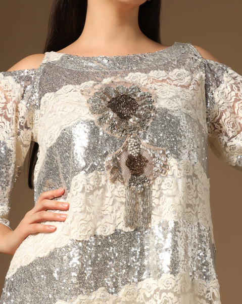 Sharara set with key hole sleeve