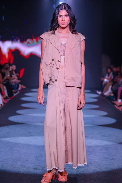 Cotton Poplin Asymmetrical Gilet & Pleated Yoke Maxi Skirt Set