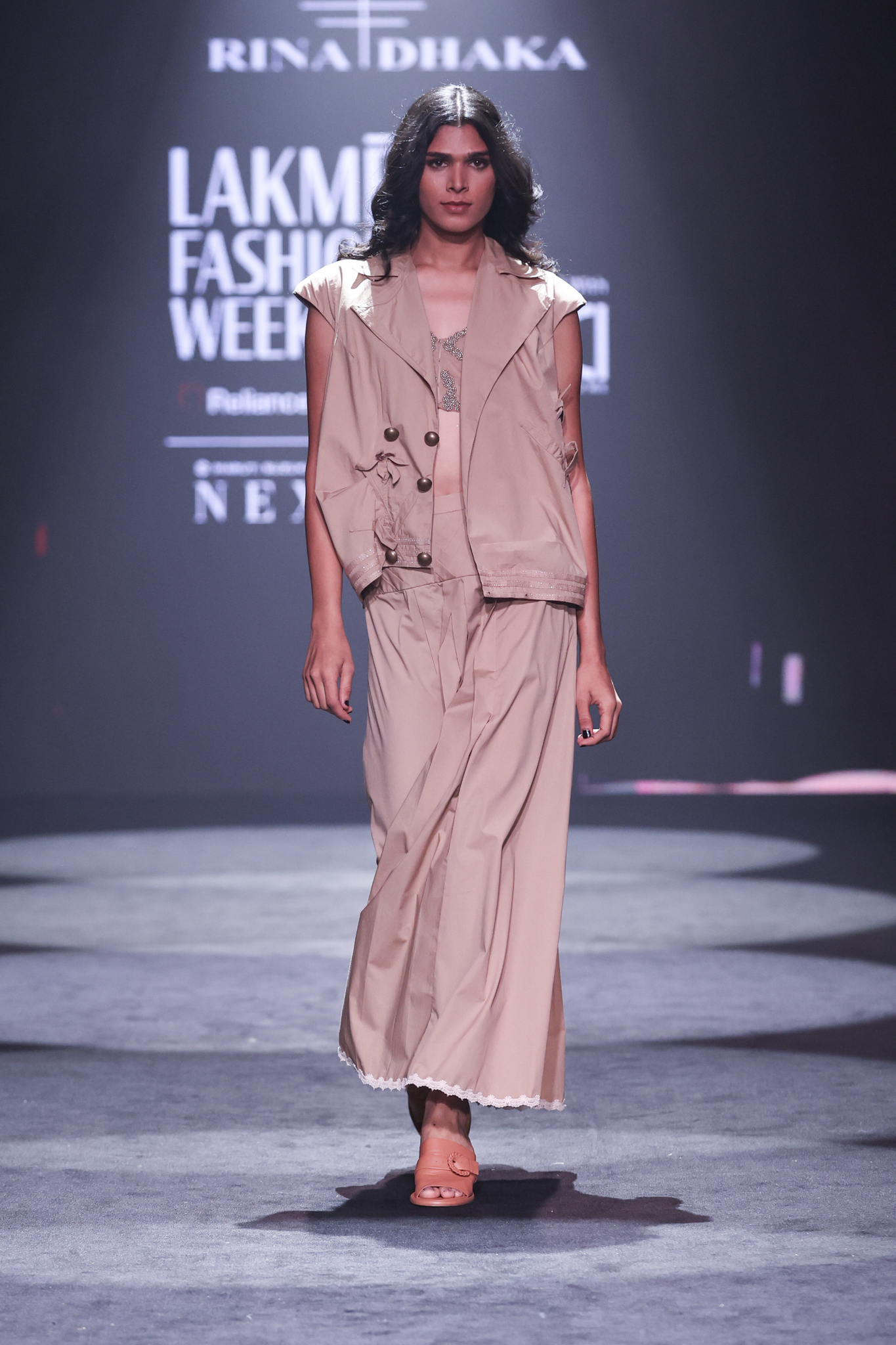 Cotton Poplin Asymmetrical Gilet & Pleated Yoke Maxi Skirt Set