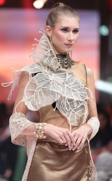 Mesh top with 3d leaf appliqué