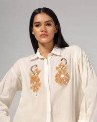 Cotton shirt with tassel with embroidery